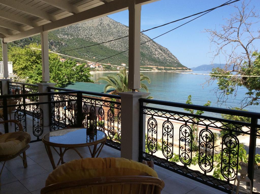 Vanessa Studios Poros  ภายนอก รูปภาพ